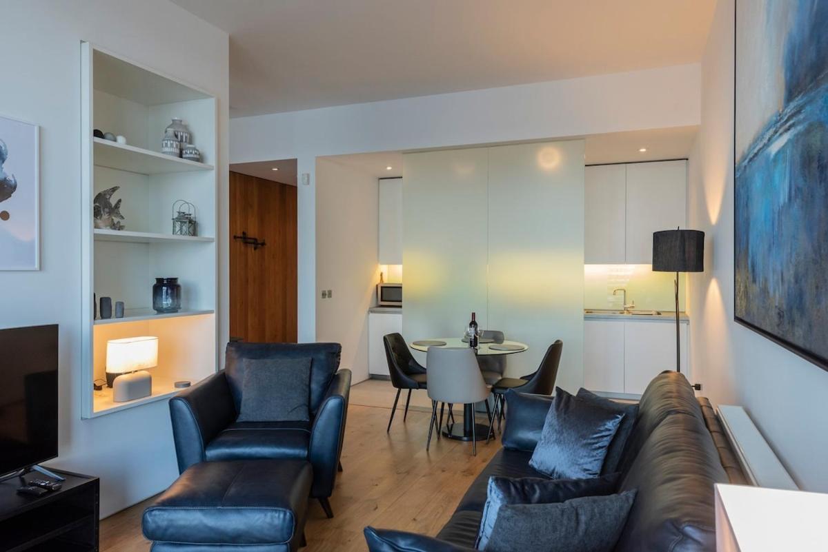 Luxurious 1 Bed Rwy Apartment พลีมัธ ภายนอก รูปภาพ