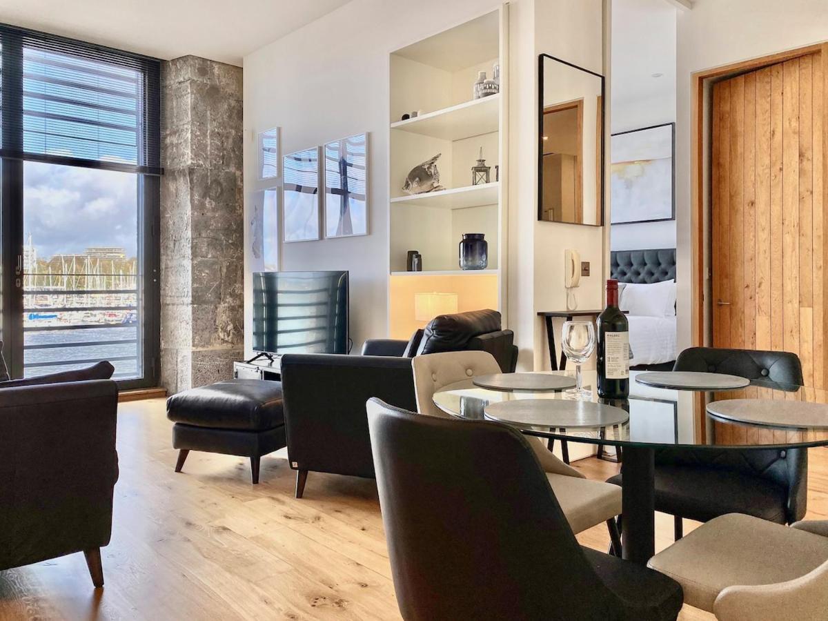 Luxurious 1 Bed Rwy Apartment พลีมัธ ภายนอก รูปภาพ